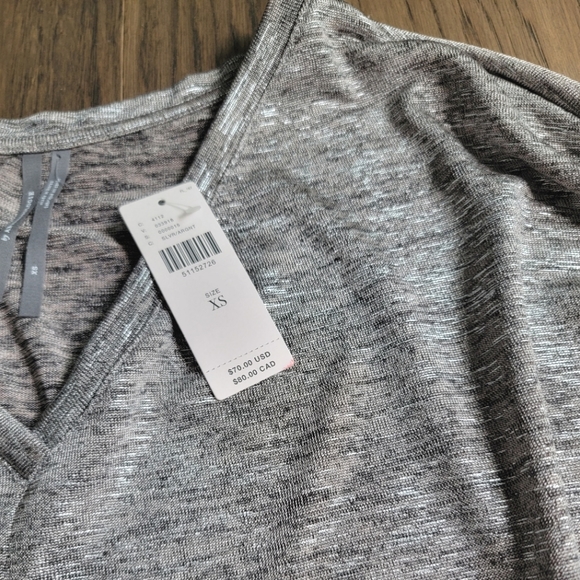 NWT ANTHROPOLOGIE Silver Black & Gray Shimmer Top Blouse Shirt Size XS - Picture 4 of 11